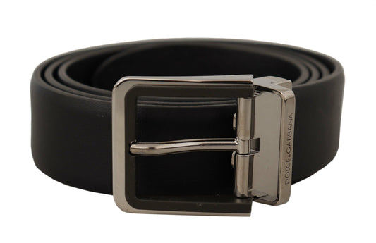 Cinturón elegante de piel negra con hebilla de metal de Dolce & Gabbana