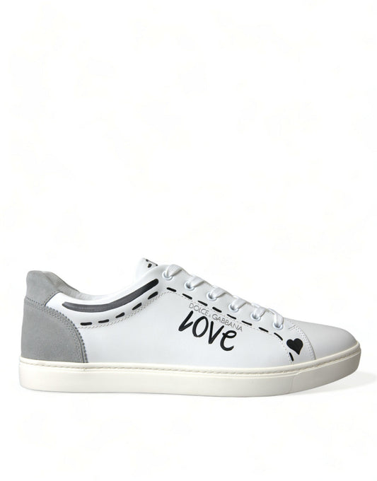 Zapatillas elegantes de piel de becerro blanca de Dolce & Gabbana