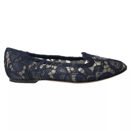 Zapatos planos sin cordones con encaje Taormina en azul oscuro de Dolce & Gabbana