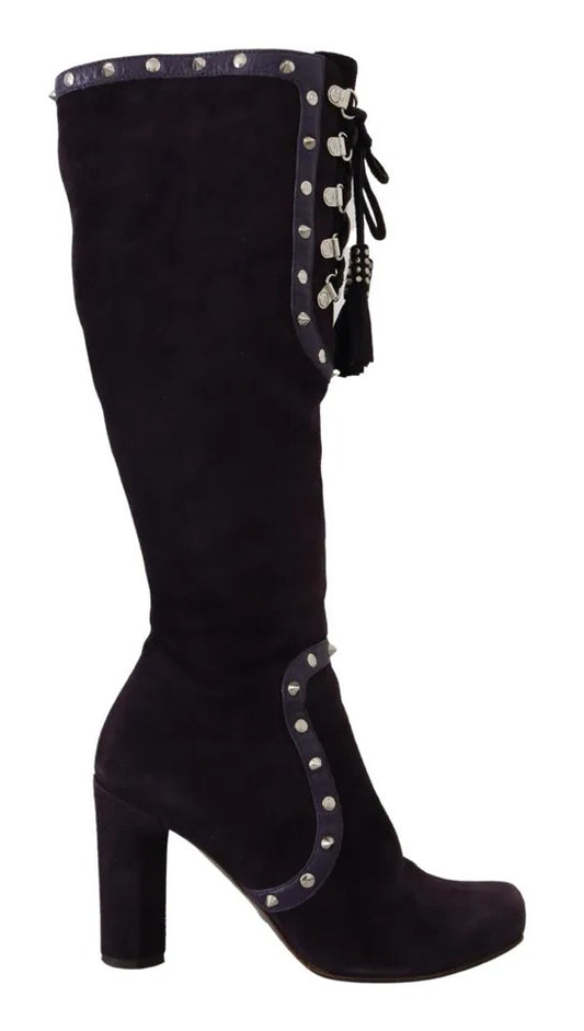 Botas altas con tachuelas de piel de ante color morado de Dolce & Gabbana