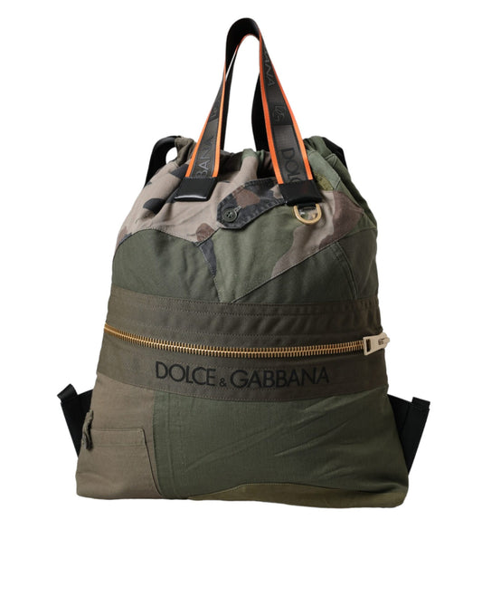 Mochila Dolce & Gabbana con parches en verde militar