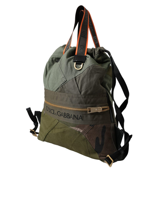 Mochila Dolce & Gabbana con parches en verde militar
