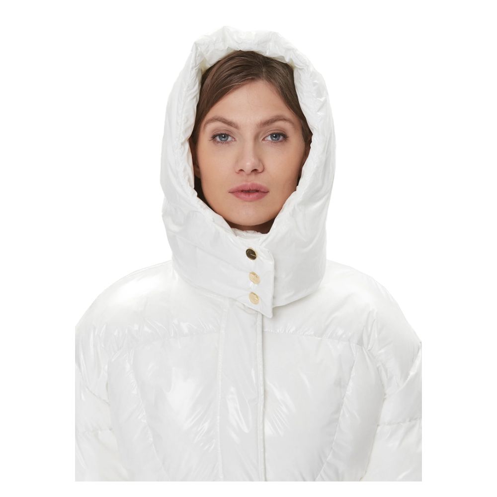 Chaquetas y abrigos de nailon blancos de PINKO
