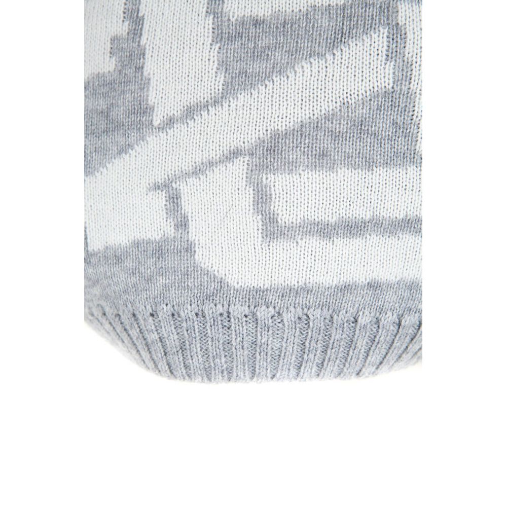 Sombreros y gorra de lana gris