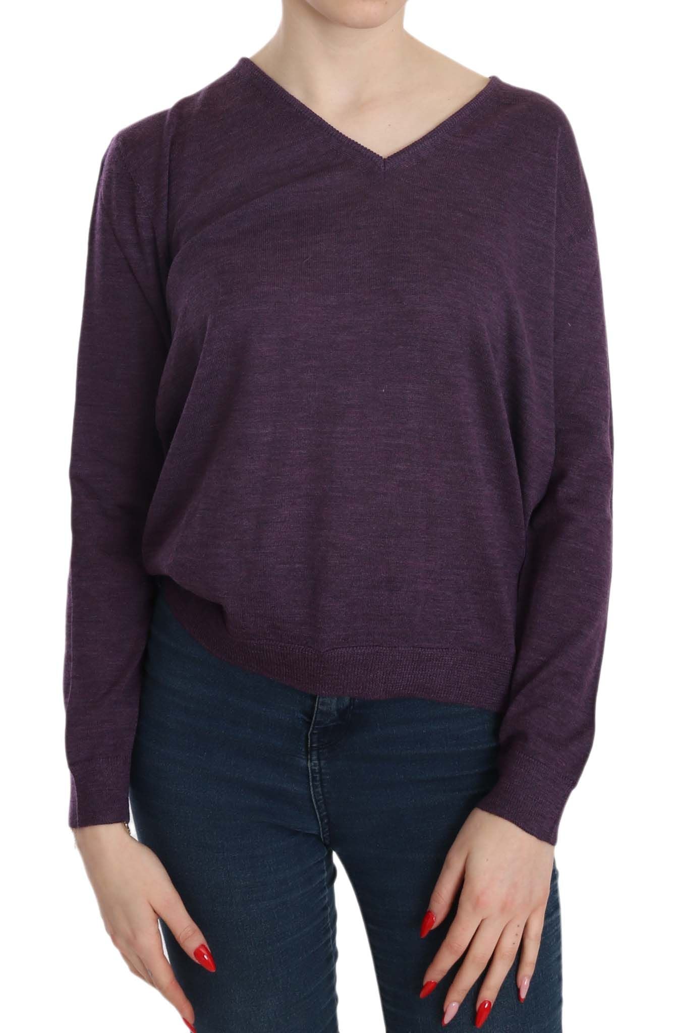 Blusa elegante de lana con escote en V en color morado de BYBLOS