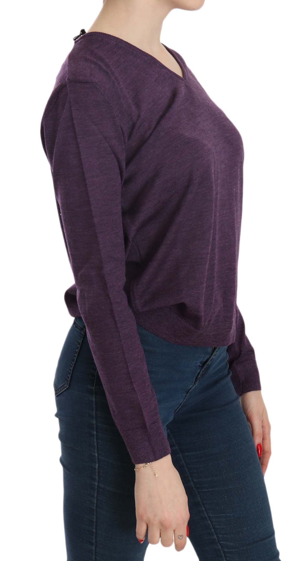 Blusa elegante de lana con escote en V en color morado de BYBLOS