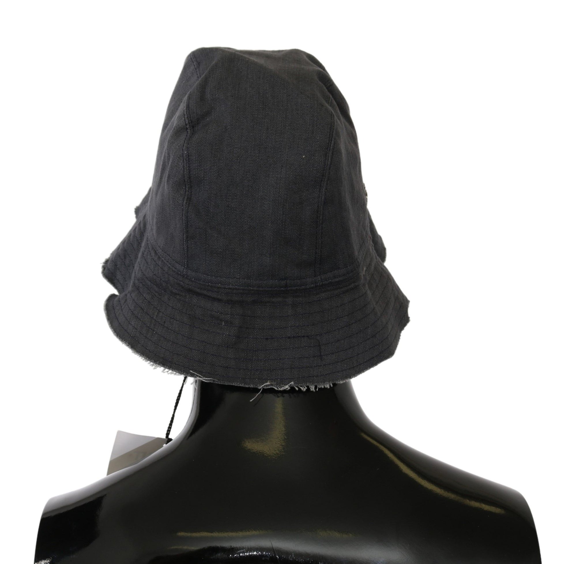 Sombrero de pescador negro elegante de Costume National: accesorio atemporal