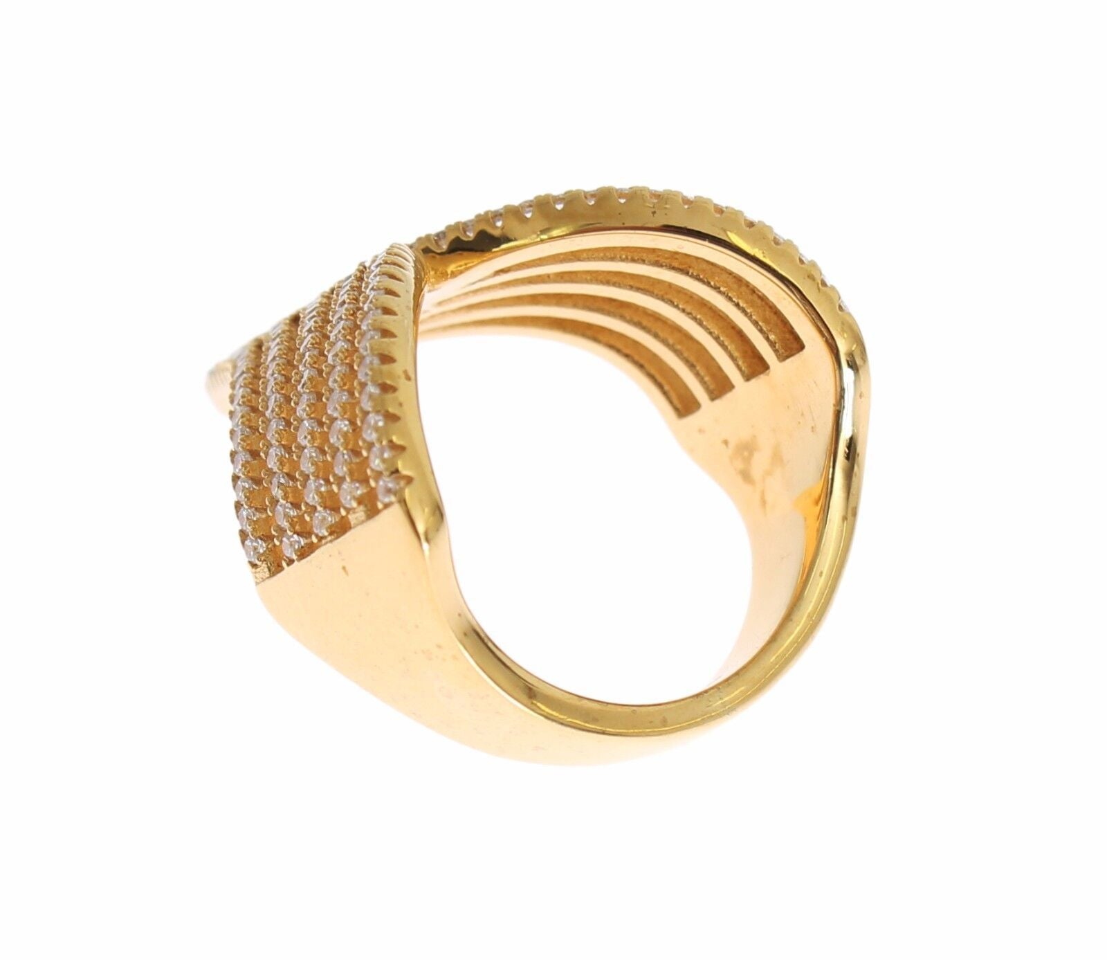 Anillo glamoroso de cristal bañado en oro de Nialaya