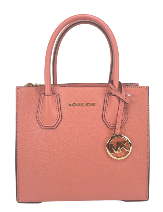 Bolso bandolera tipo mensajero Michael Kors Mercer de piel granulada Sherbet tamaño mediano