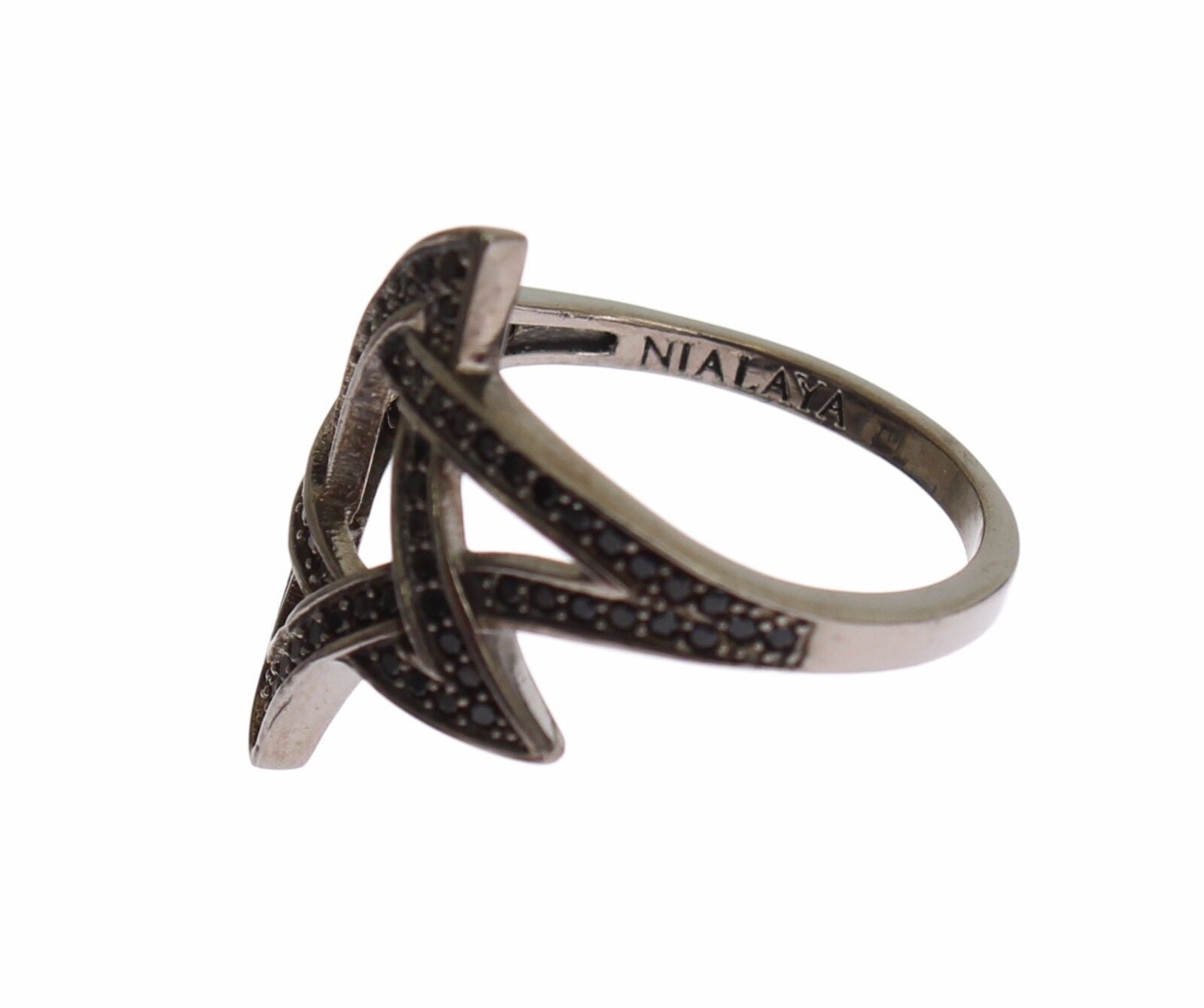 Anillo elegante Nialaya de plata rodiada negra con cristales de circonita cúbica