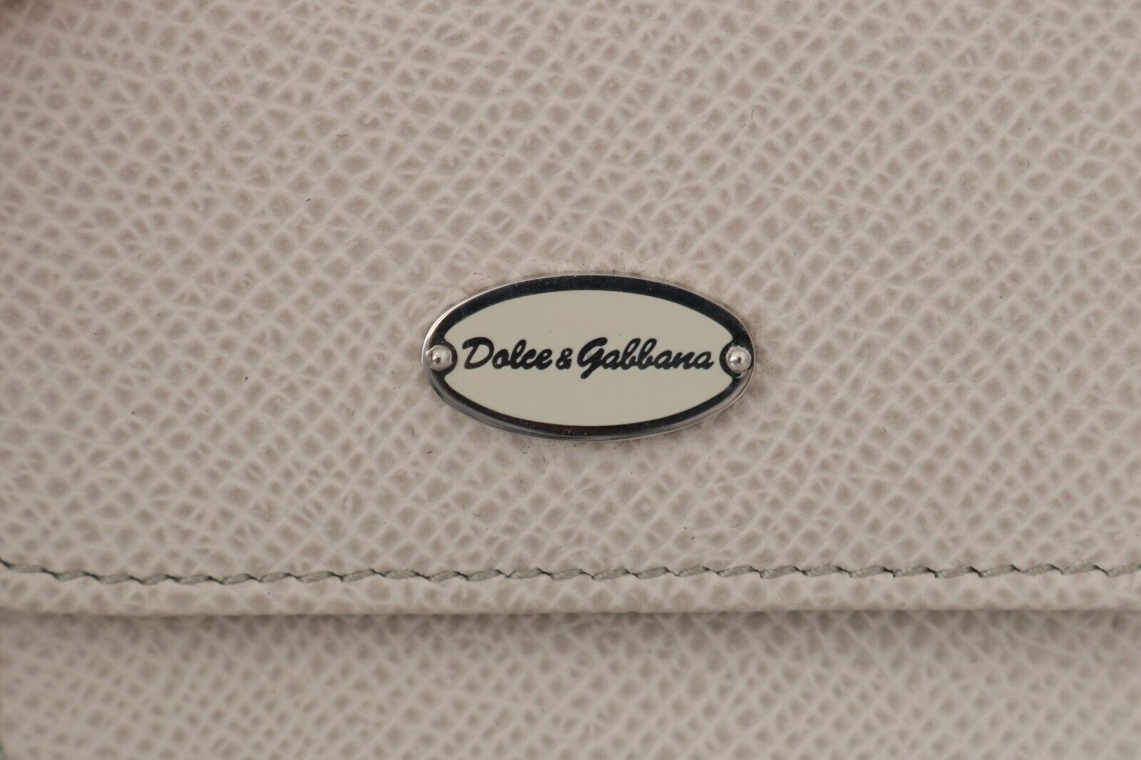 Cartera con estuche para preservativos de cuero blanco elegante de Dolce &amp; Gabbana