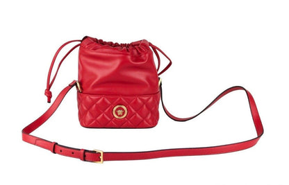 Bolso bandolera tipo cubo con cordón de piel acolchada roja de Versace