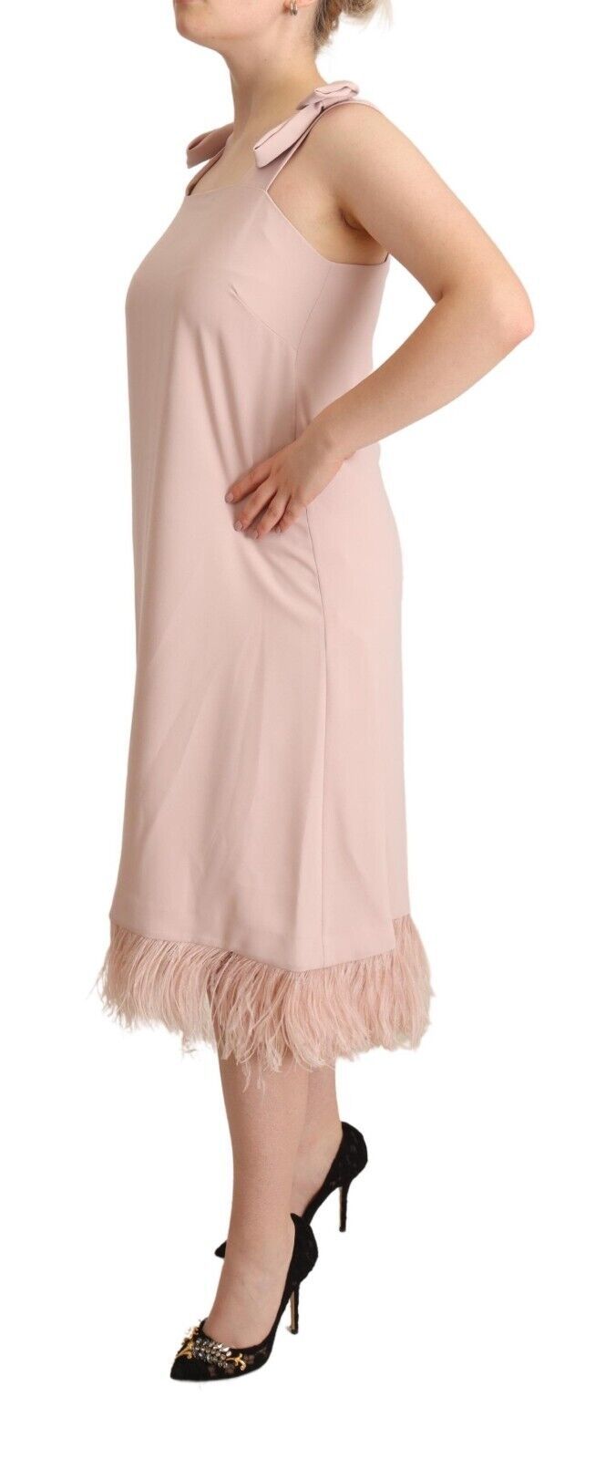 PAROSH Vestido midi elegante sin mangas con ribete de plumas
