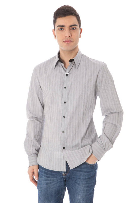 Traje nacional elegante camisa blanca con cuello italiano