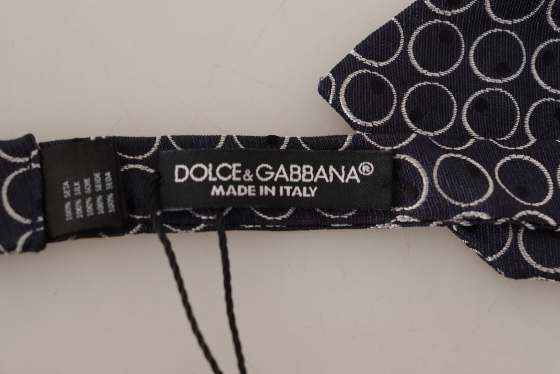 Pajarita elegante de seda en blanco y negro de Dolce &amp; Gabbana