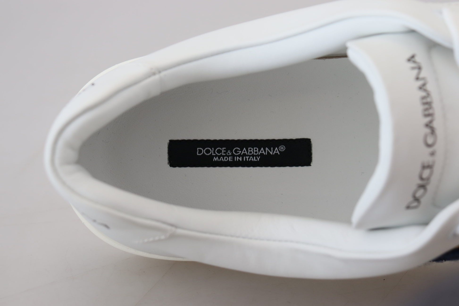 Zapatillas elegantes de piel blanca para hombre de Dolce &amp; Gabbana