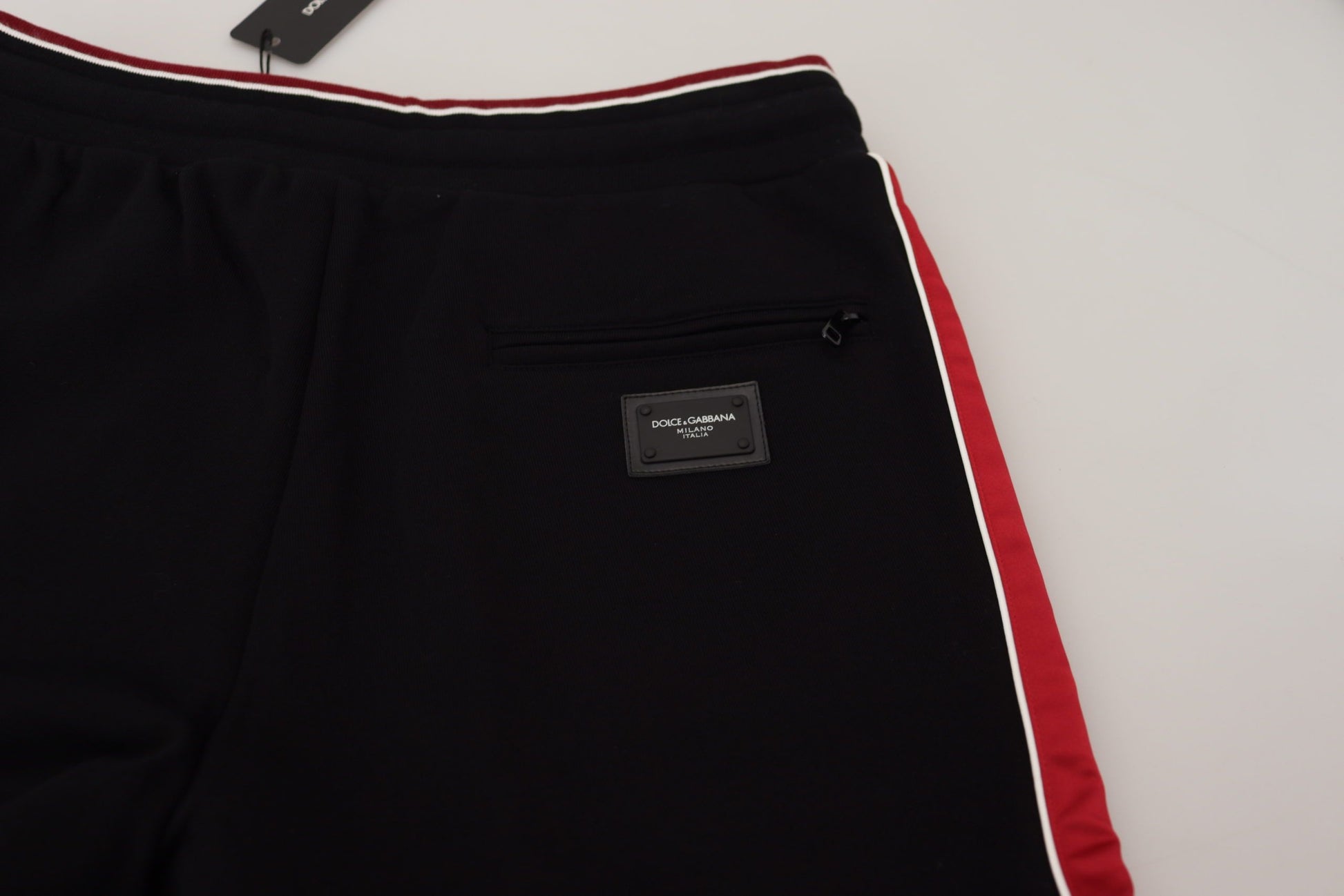 Pantalones deportivos elegantes negros con detalle rojo de Dolce &amp; Gabbana