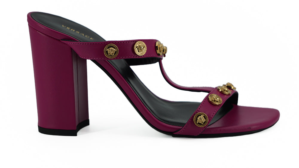 Sandalias altas elegantes de piel de becerro morada de Versace