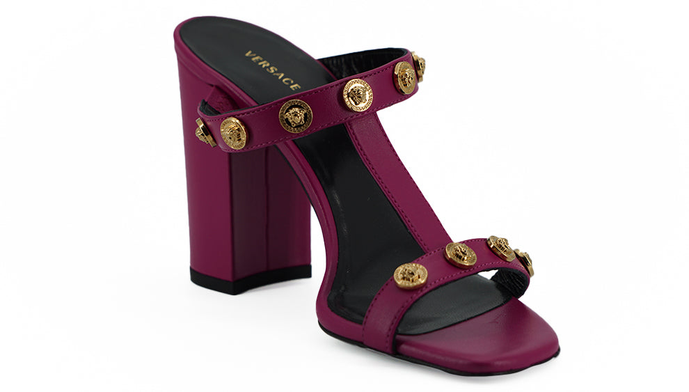 Sandalias altas elegantes de piel de becerro morada de Versace