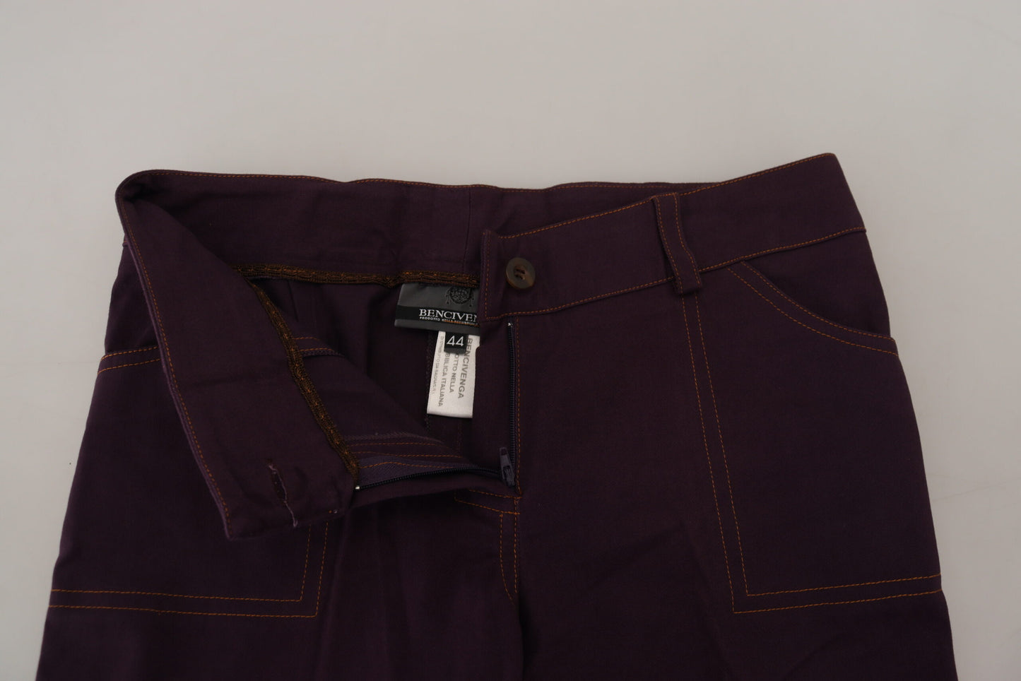 BENCIVENGA Pantalones elegantes de algodón en color morado con corte cónico