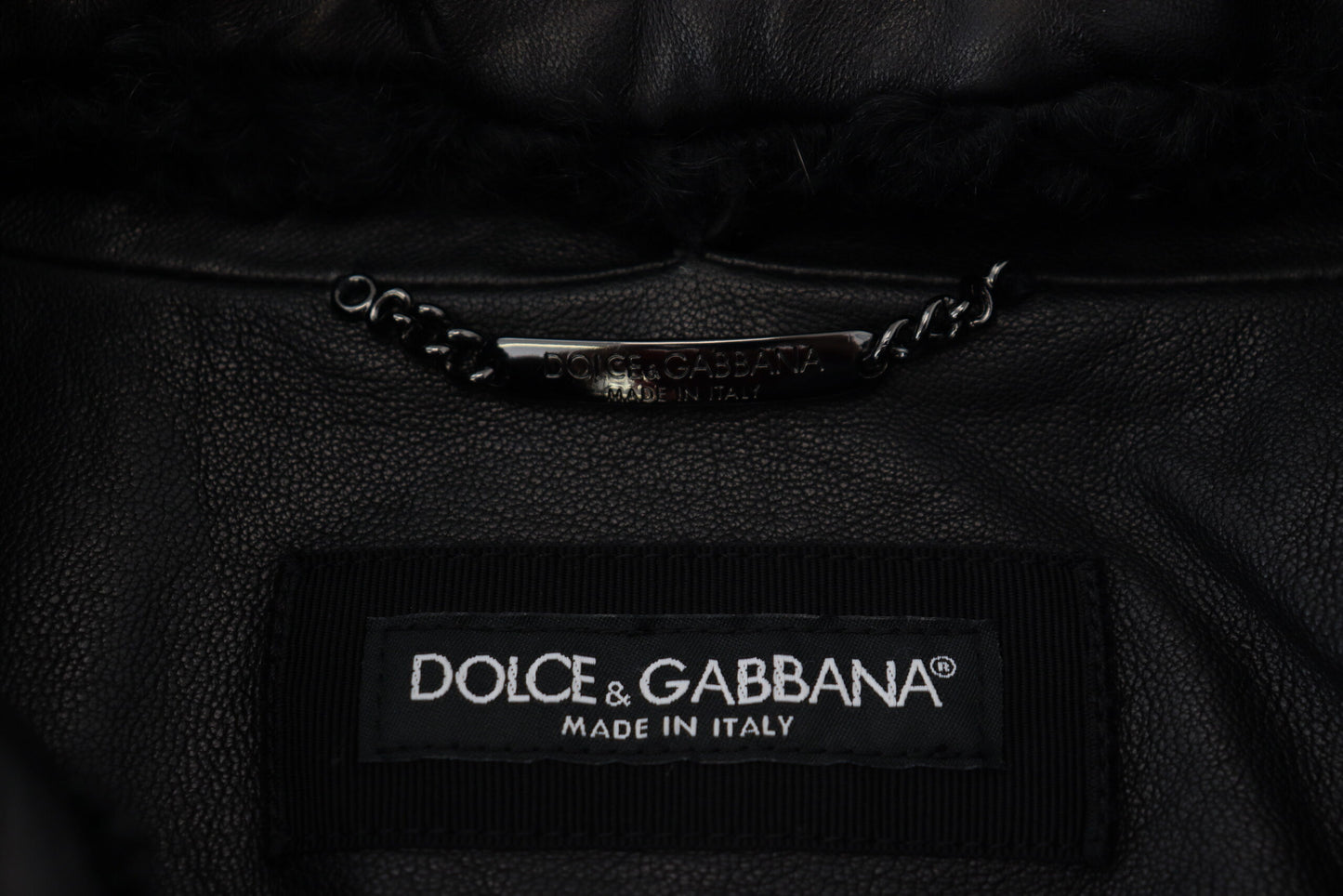 Chaqueta elegante de cuero negro con forro de seda de Dolce &amp; Gabbana