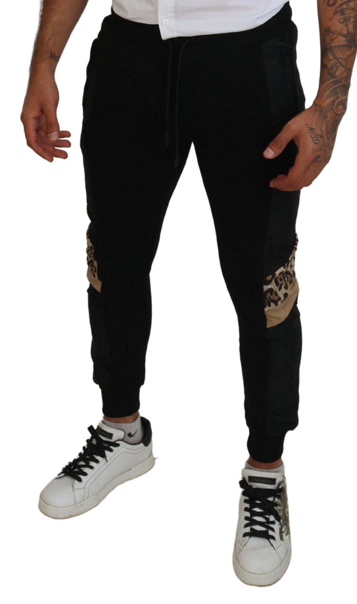 Pantalones jogger negros elegantes de Dolce &amp; Gabbana para el hombre moderno