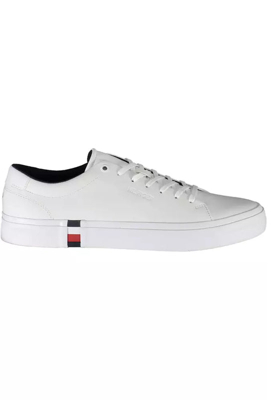 Zapatillas blancas con detalles en contraste y diseño ecológico de Tommy Hilfiger