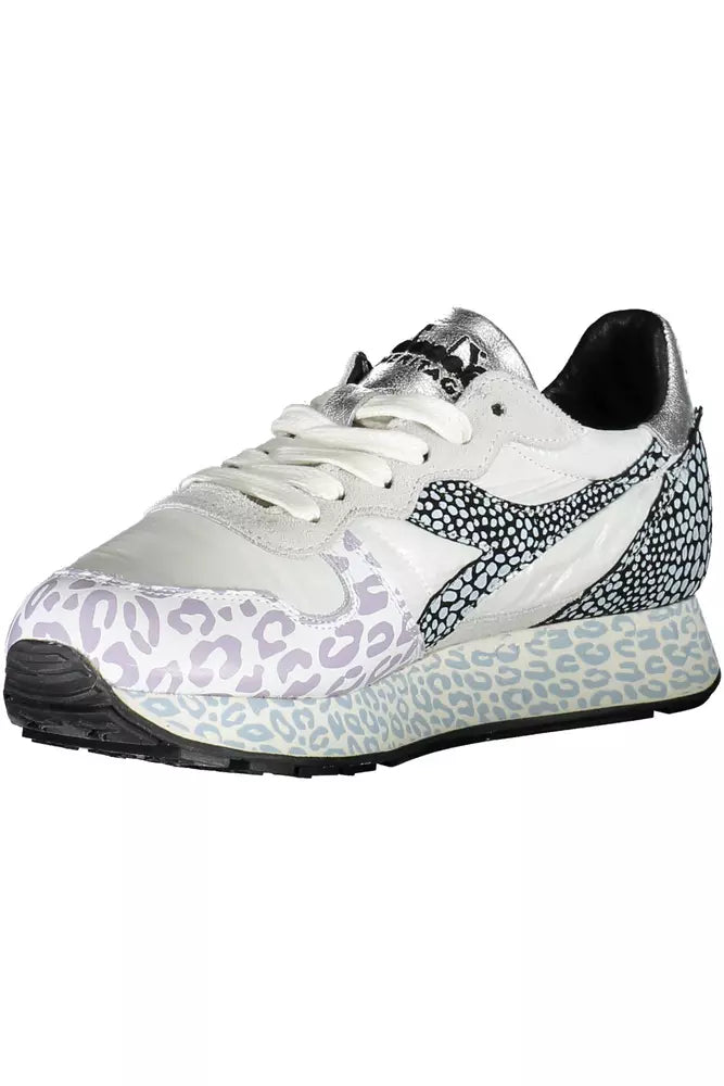 Zapatillas Diadora Chic con suela en contraste en color blanco