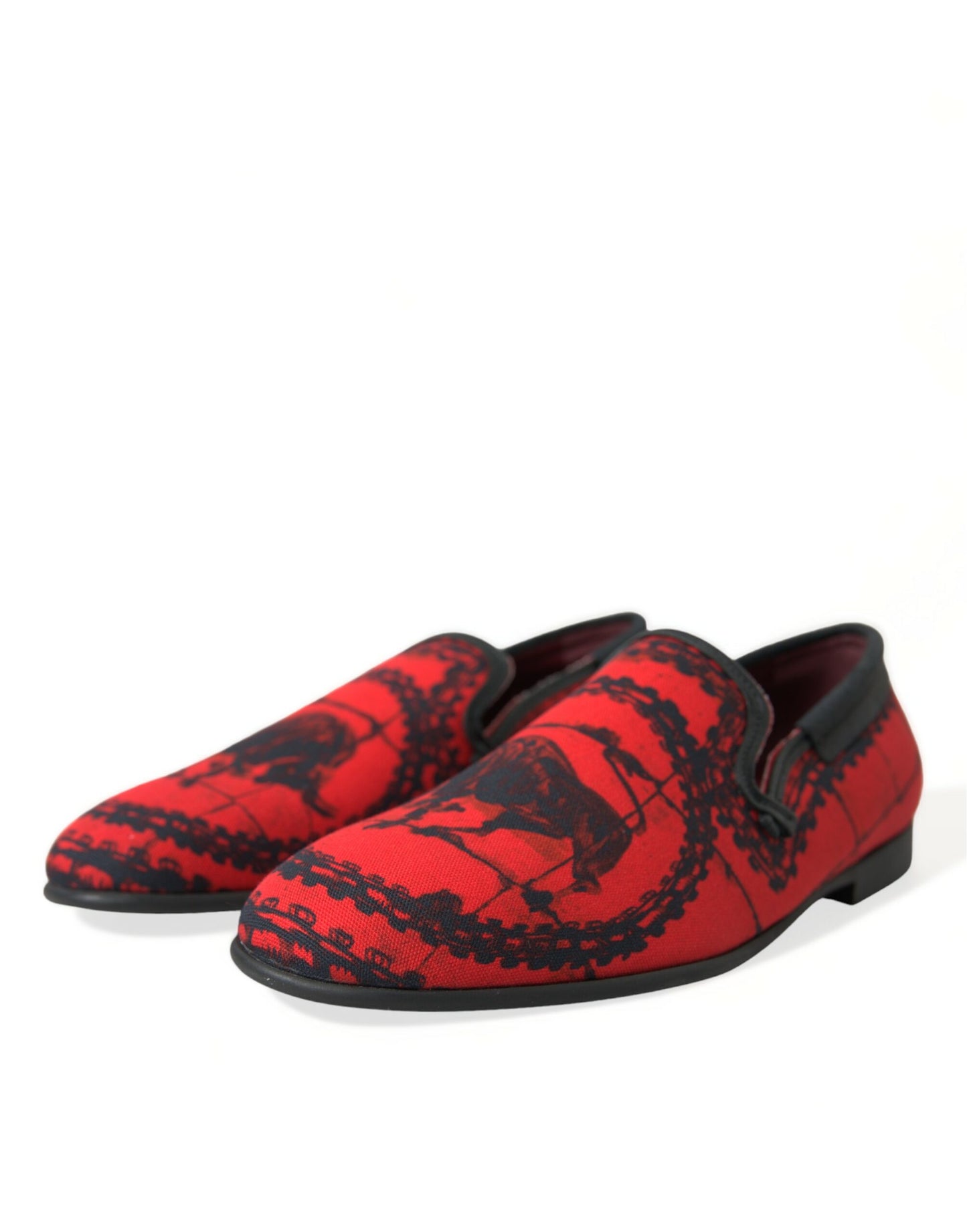 Mocasines de lujo en rojo y negro inspirados en los Toreros de Dolce &amp; Gabbana