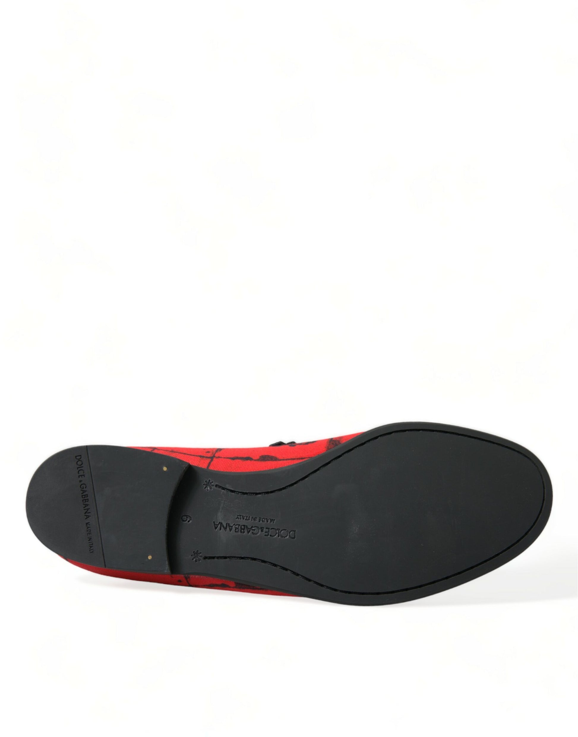 Mocasines de lujo en rojo y negro inspirados en los Toreros de Dolce &amp; Gabbana