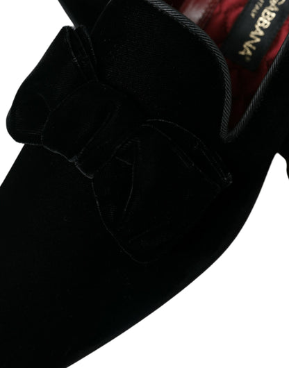 Mocasines elegantes de terciopelo negro de Dolce &amp; Gabbana: calzado de lujo para hombre