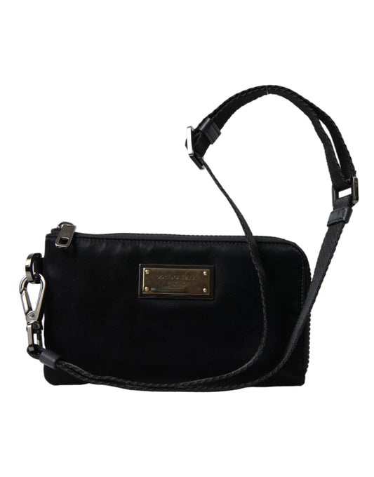 Elegante bolso negro de nailon y piel