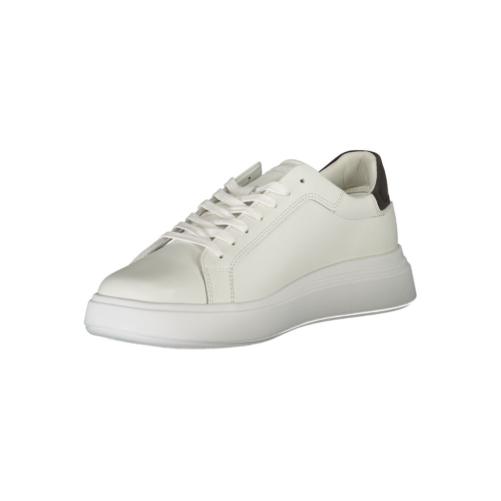 Zapatillas deportivas con cordones y contraste en blanco de Calvin Klein