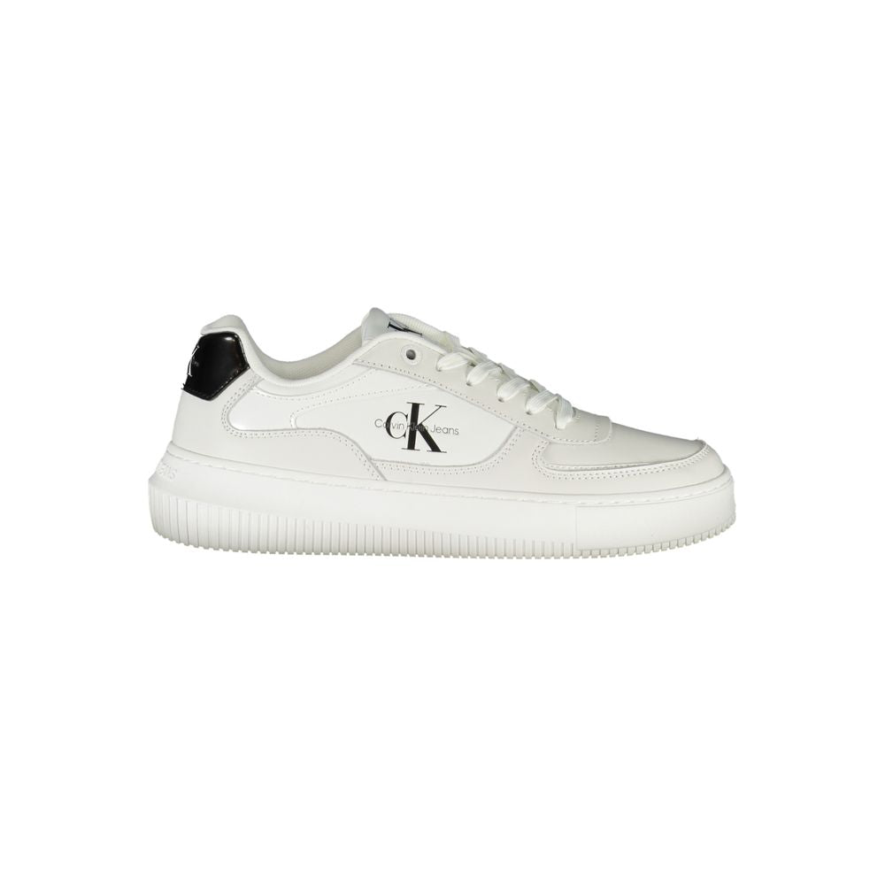 Zapatillas blancas elegantes con cordones y detalles en contraste de Calvin Klein