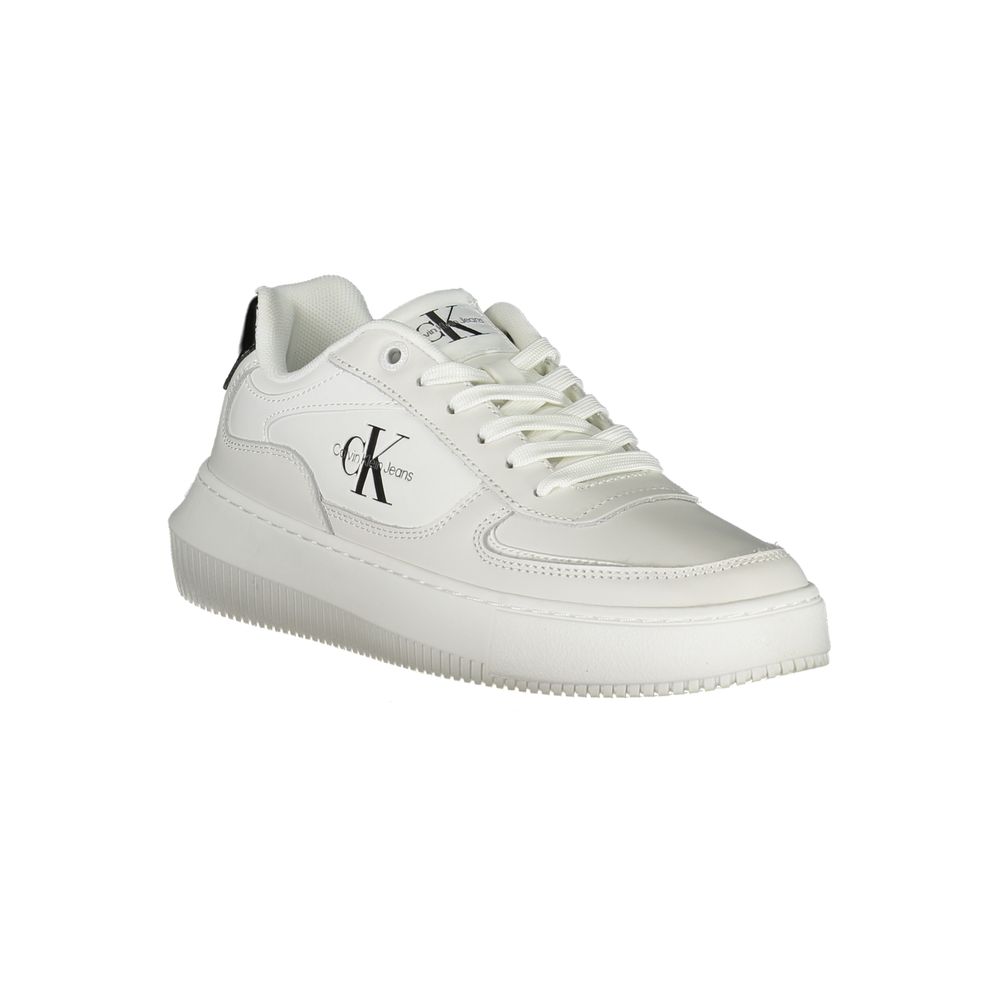 Zapatillas blancas elegantes con cordones y detalles en contraste de Calvin Klein