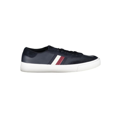 Zapatillas deportivas elegantes con cordones y detalles en contraste de Tommy Hilfiger en color azul