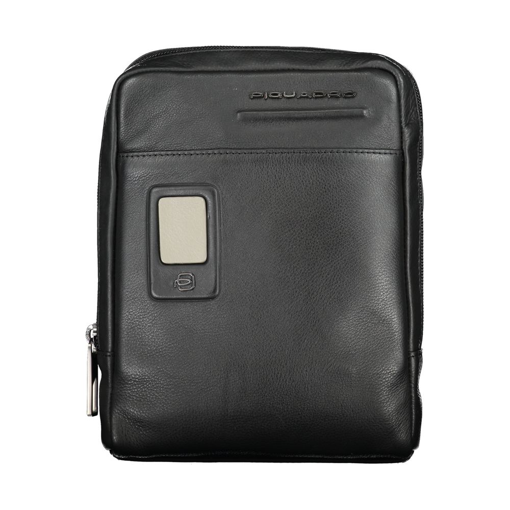 Bolso de hombro elegante de piel negra de Piquadro