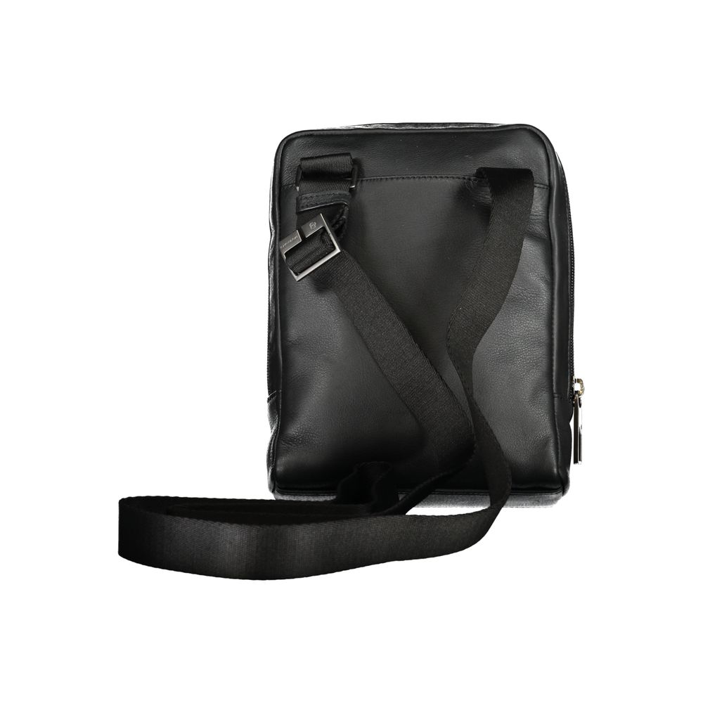 Bolso de hombro elegante de piel negra de Piquadro