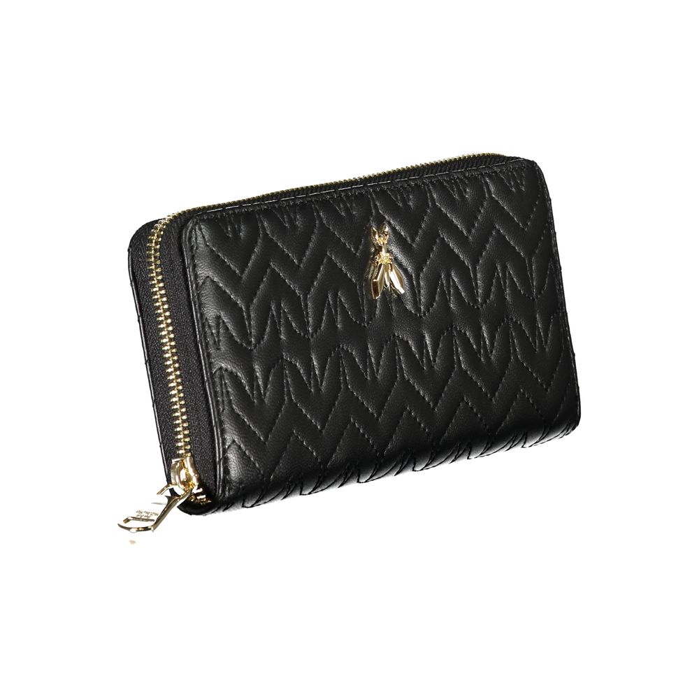 Elegante cartera negra con detalles en contraste