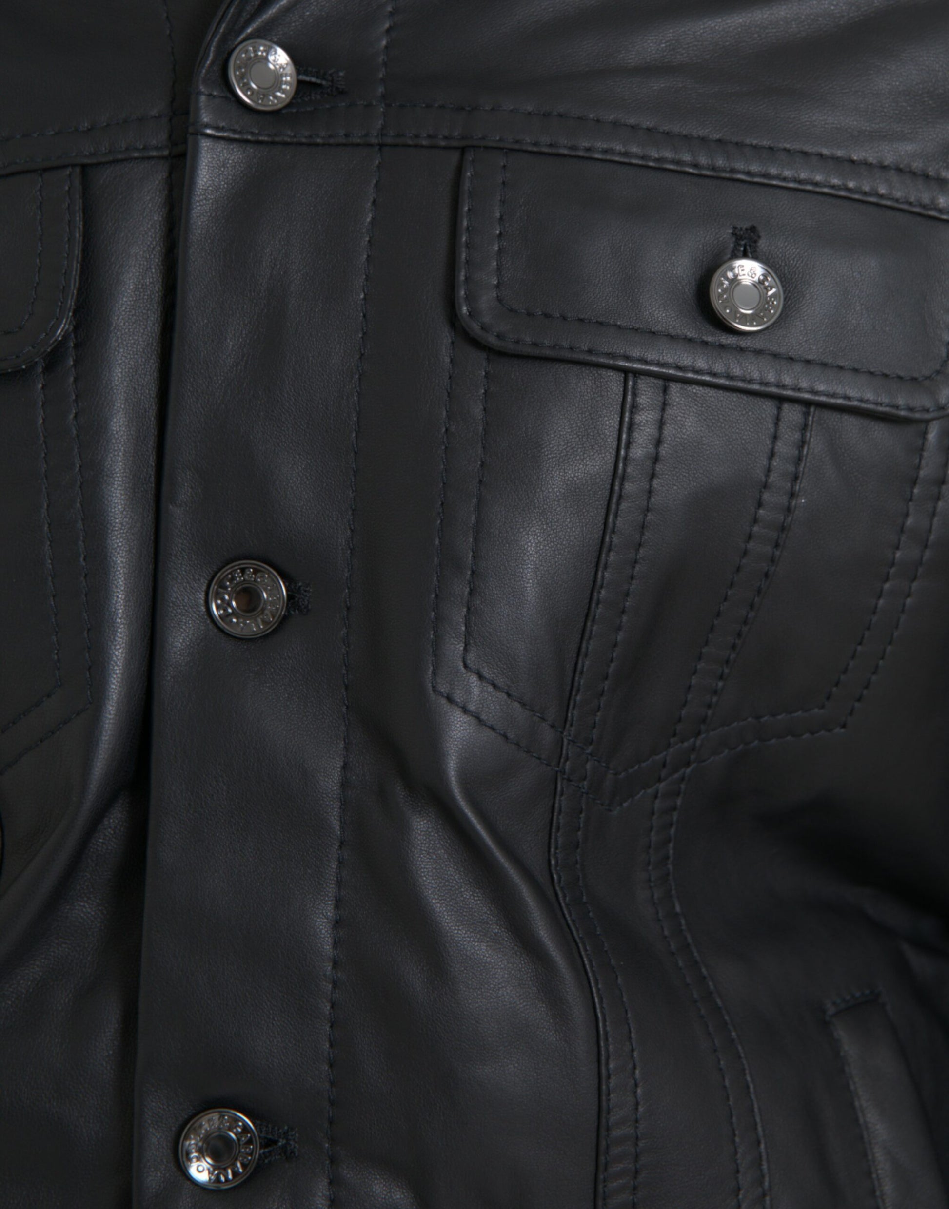 Chaqueta biker con cuello de piel de color negro de Dolce &amp; Gabbana