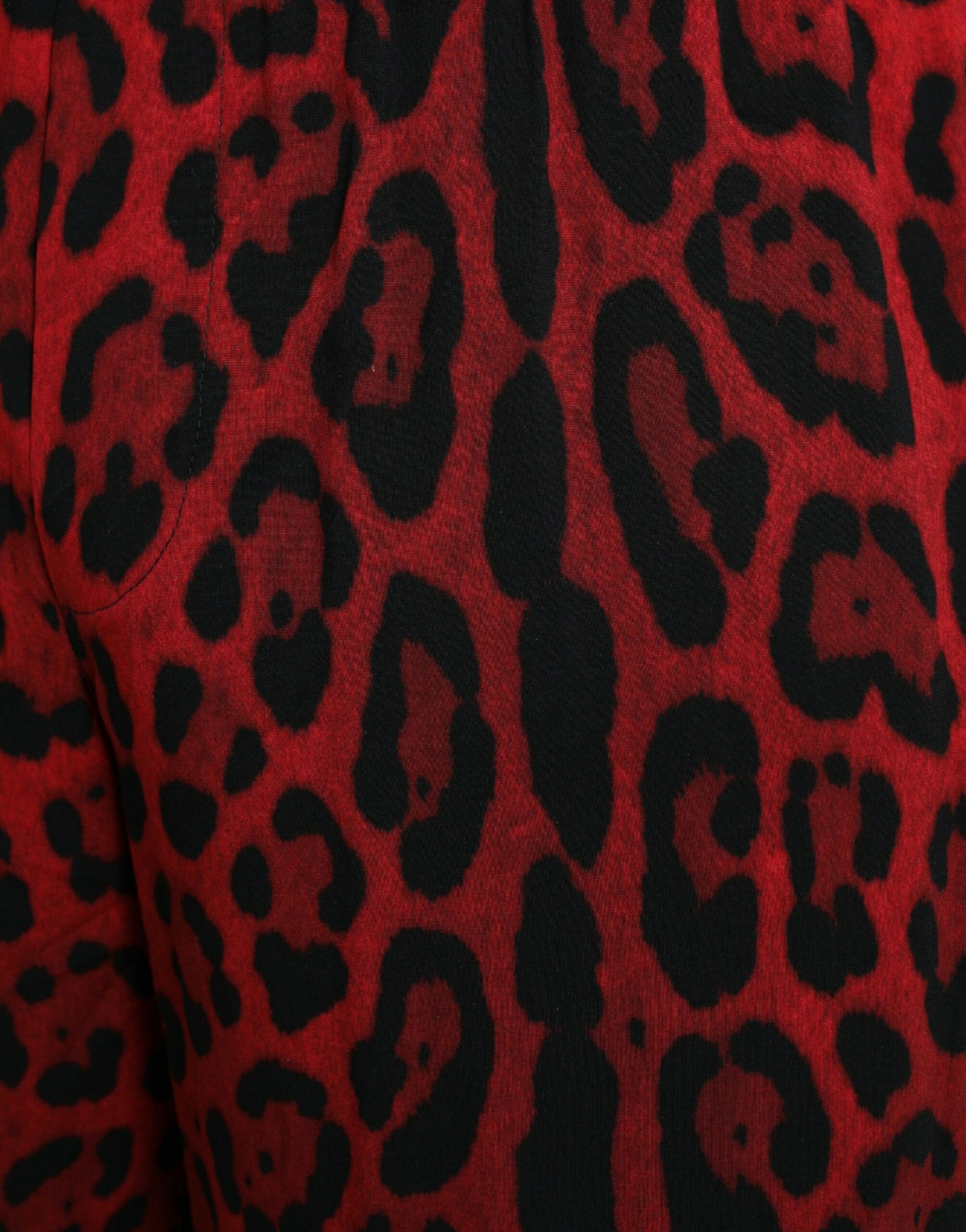 Bermudas de viscosa con estampado de leopardo rojo de Dolce &amp; Gabbana