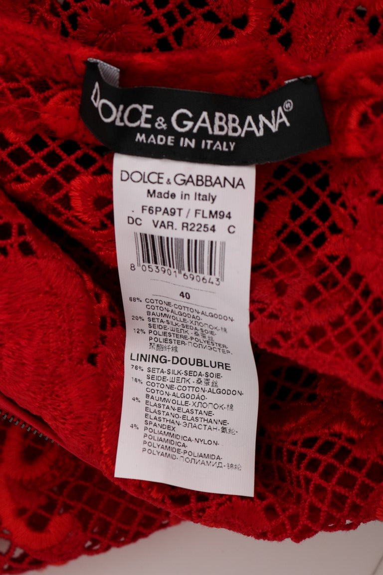 Elegante vestido rojo con cinturón de seda y lazo de Dolce &amp; Gabbana