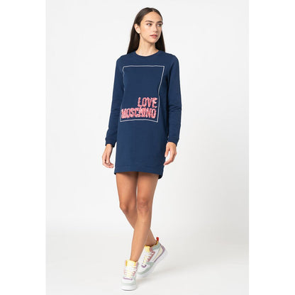 Vestido elegante con relieve azul y diseño exclusivo de Love Moschino