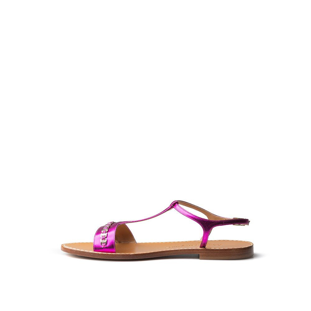 Sandalias elegantes de verano en color morado de Salvatore Ferragamo