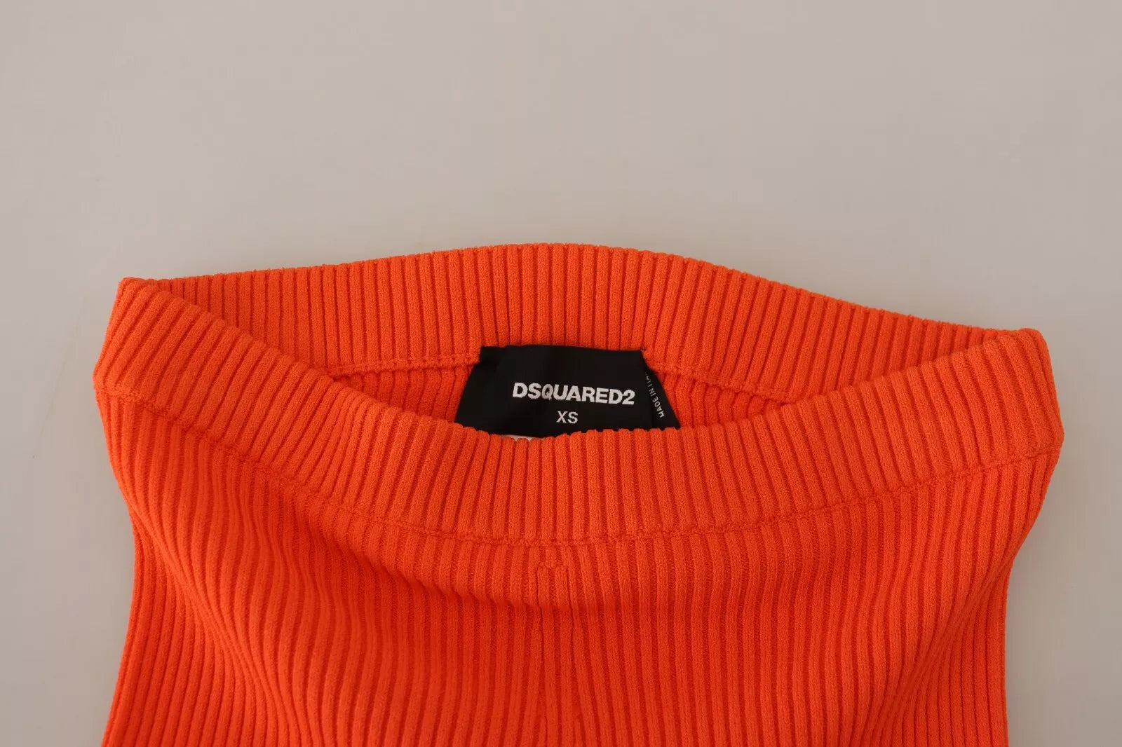 Bermudas ajustadas de cintura media en viscosa naranja de Dsquared²