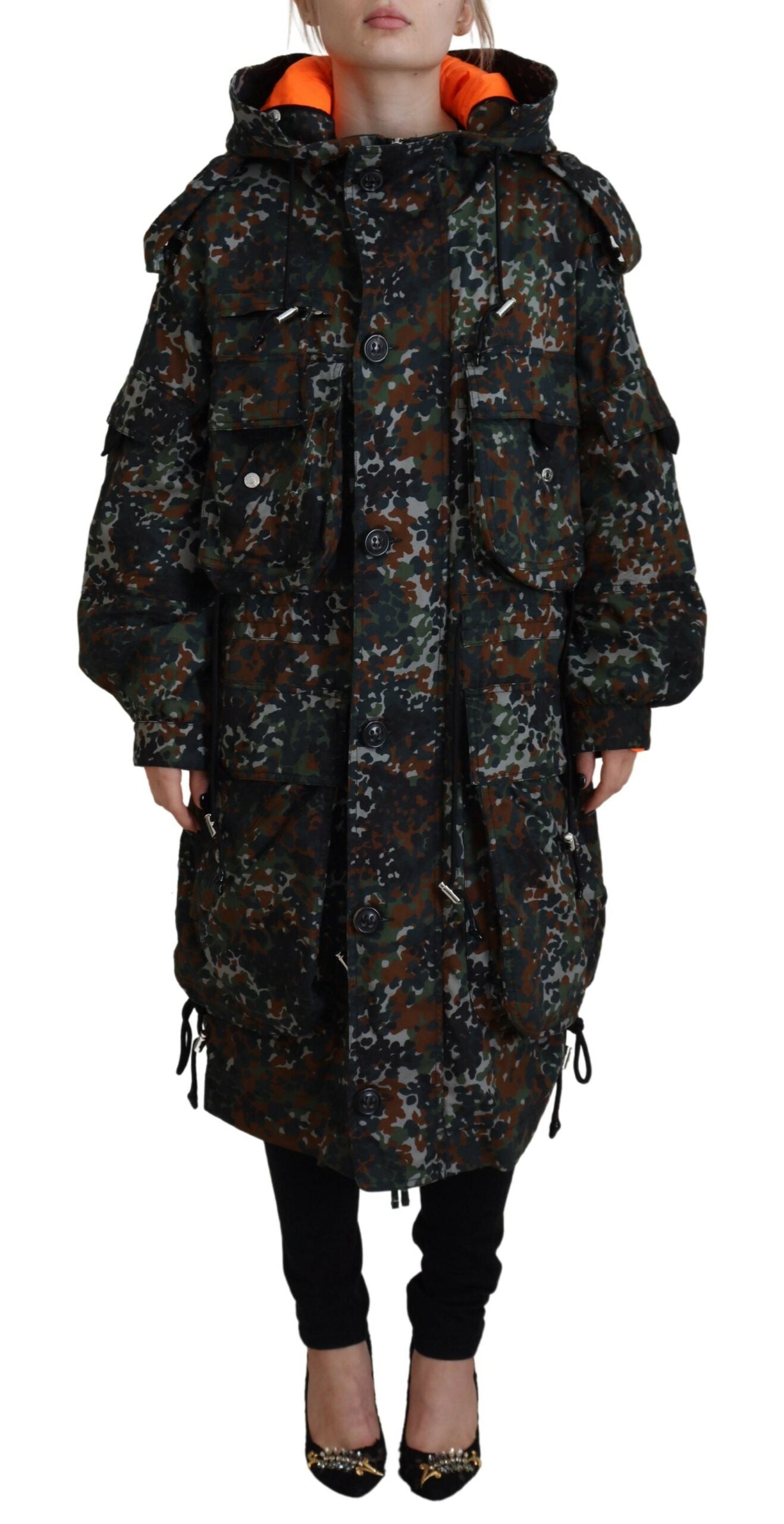 Chaqueta tipo parka con capucha y estampado de camuflaje gótico verde de Dsquared²