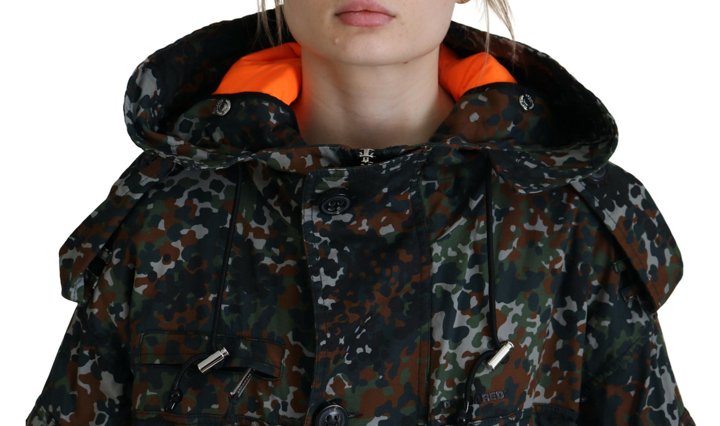 Chaqueta tipo parka con capucha y estampado de camuflaje gótico verde de Dsquared²