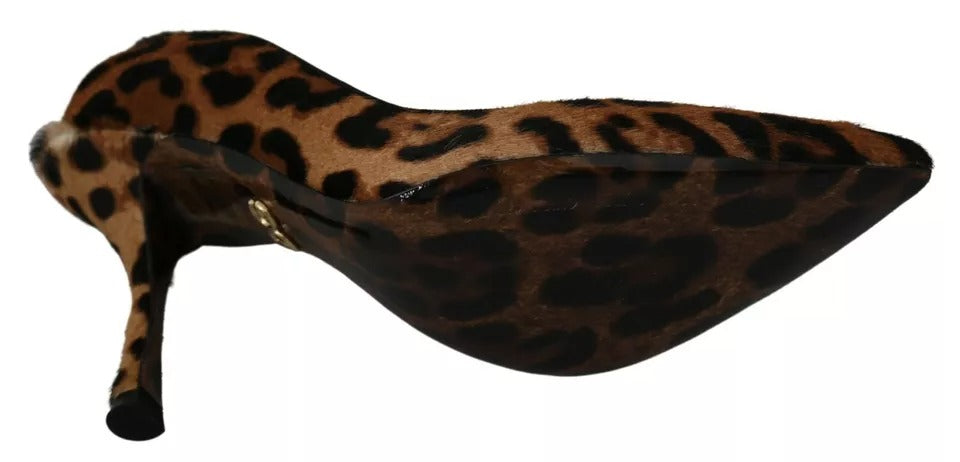 Zapatos de tacón de pelo de poni con estampado de leopardo marrón de Dolce &amp; Gabbana