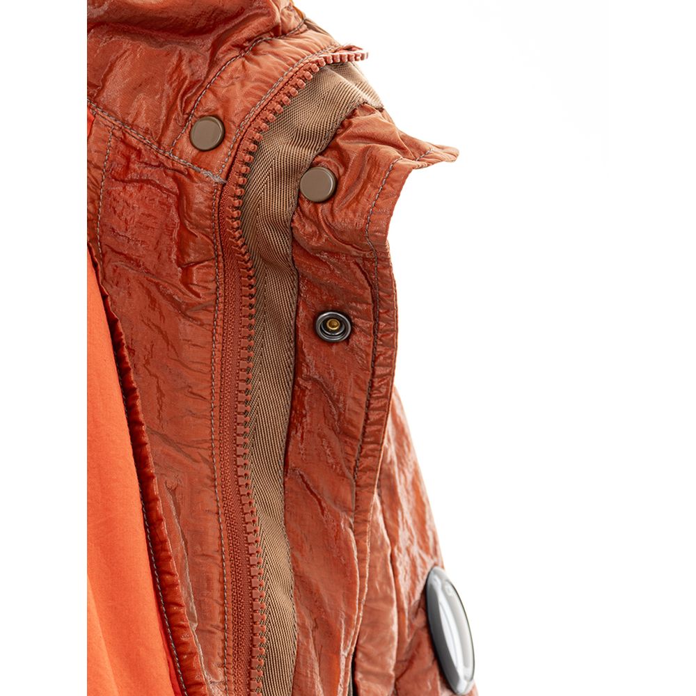 Chaqueta de poliamida de alto rendimiento de color naranja de CP Company