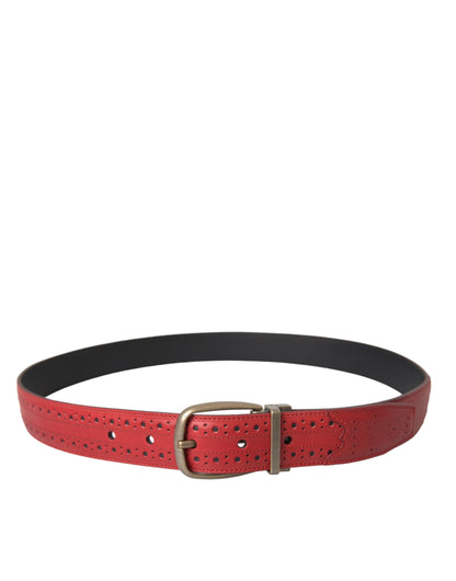 Cinturón de piel perforada con hebilla de metal roja de Dolce &amp; Gabbana para hombre